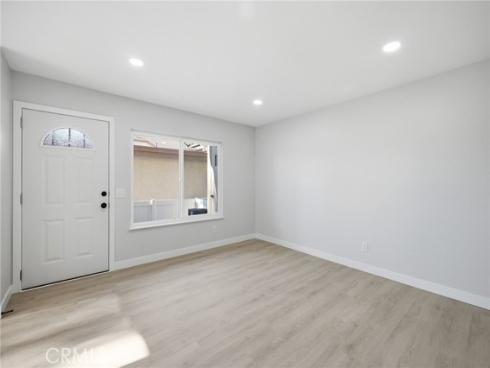 2351  Sutter  242  Way, Fullerton, CA