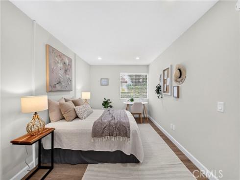 636  Colonial   Circle, Fullerton, CA