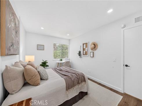 636  Colonial   Circle, Fullerton, CA