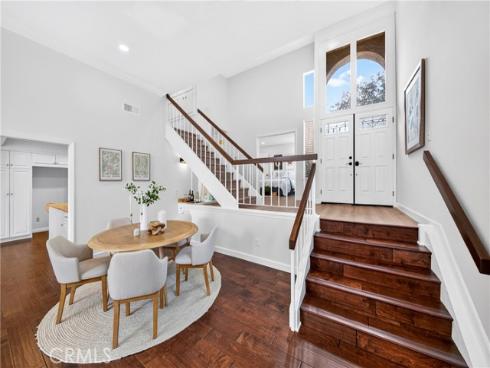 636  Colonial   Circle, Fullerton, CA