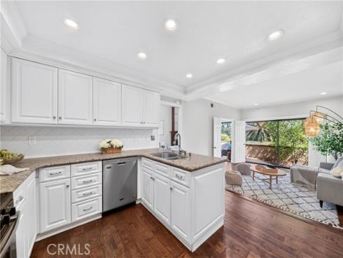 636  Colonial   Circle, Fullerton, CA
