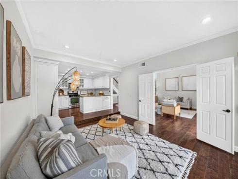 636  Colonial   Circle, Fullerton, CA