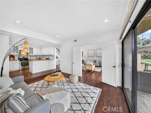 636  Colonial   Circle, Fullerton, CA