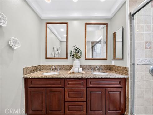 636  Colonial   Circle, Fullerton, CA