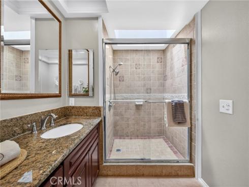 636  Colonial   Circle, Fullerton, CA