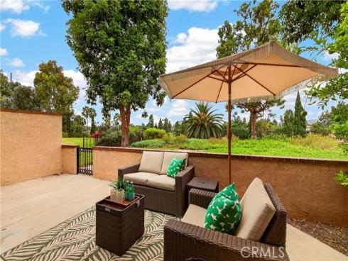 636  Colonial   Circle, Fullerton, CA