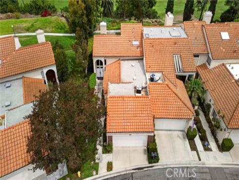 636  Colonial   Circle, Fullerton, CA