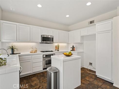 1918  Edinburgh   Way, Fullerton, CA