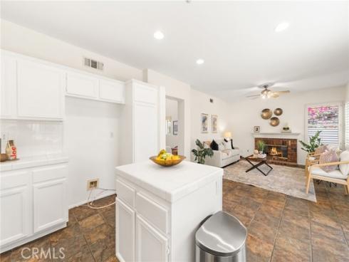 1918  Edinburgh   Way, Fullerton, CA