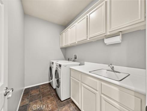 1918  Edinburgh   Way, Fullerton, CA