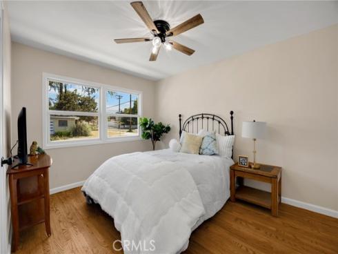 913 N Raymond , Fullerton, CA