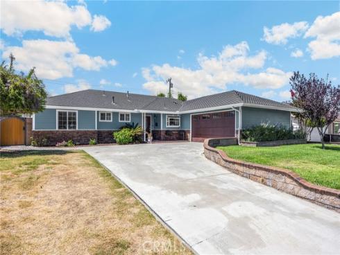 1040  El Mirador   Drive, Fullerton, CA