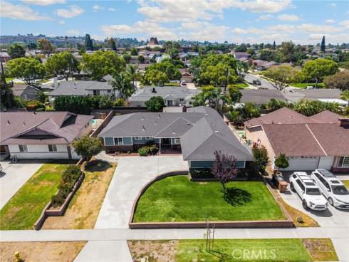 1040  El Mirador   Drive, Fullerton, CA