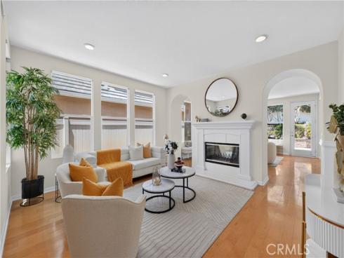 2041 Mcgarvey , Fullerton, CA