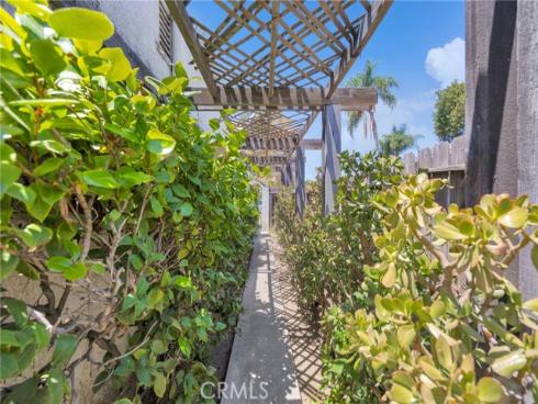 126 N Yale Avenue, Fullerton, CA