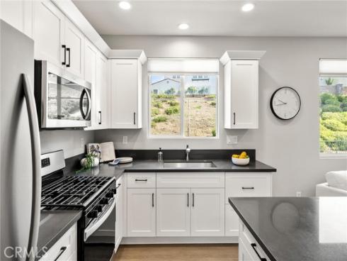 2252 Schlaepfer , Fullerton, CA