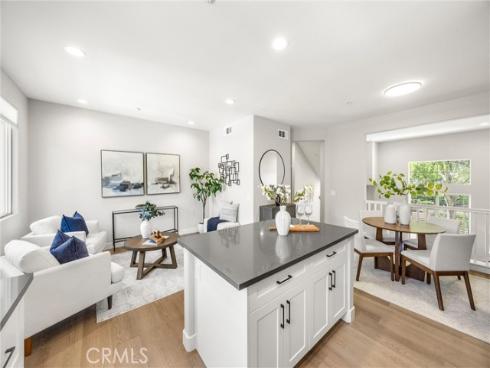 2252 Schlaepfer , Fullerton, CA