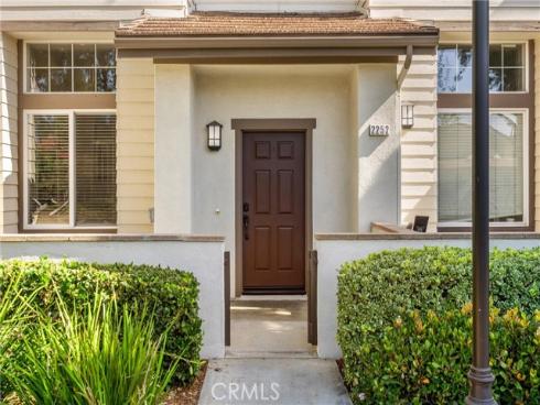 2252 Schlaepfer , Fullerton, CA