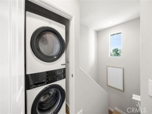 2252 Schlaepfer , Fullerton, CA