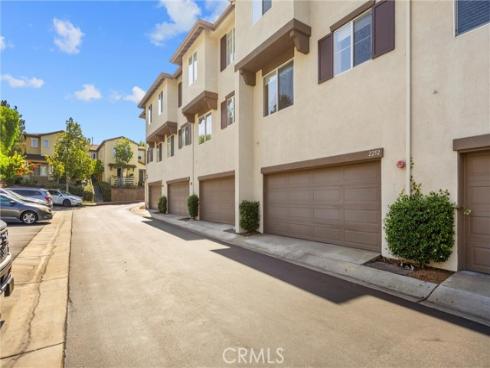 2252 Schlaepfer , Fullerton, CA