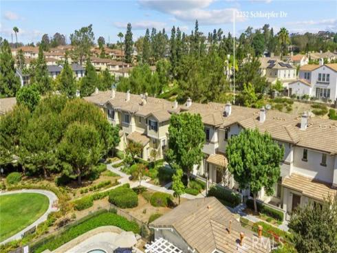 2252 Schlaepfer , Fullerton, CA