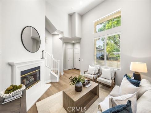 2252 Schlaepfer , Fullerton, CA