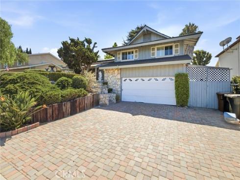 1800 Camino Centroloma