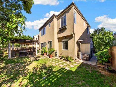2585 Sunflower , Fullerton, CA