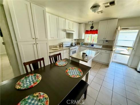 2607 W Olive   Avenue, Fullerton, CA