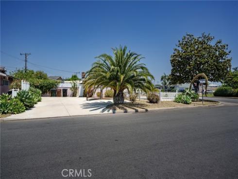 8851 La Grand Avenue, Garden Grove, CA