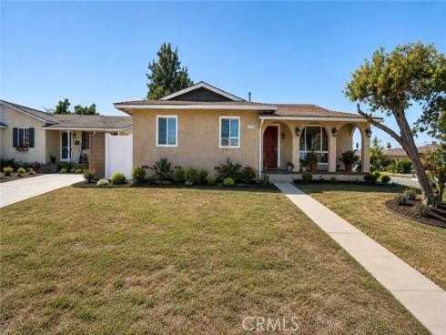 11771  Mac Murray  , Garden Grove, CA
