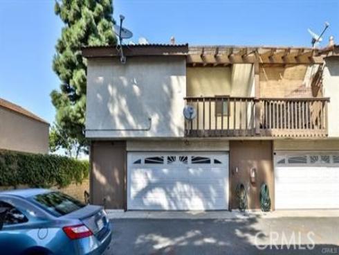 9370 Garden Grove 1