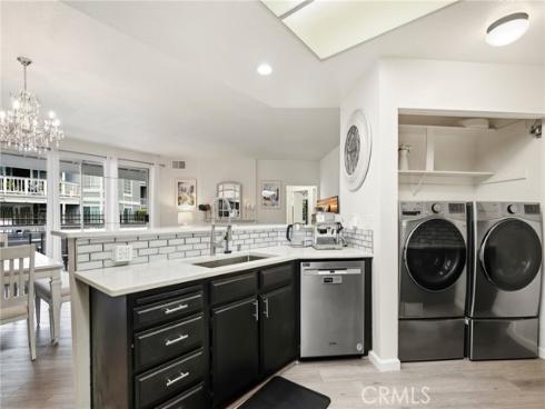 10401  Garden Grove  21  Boulevard, Garden Grove, CA