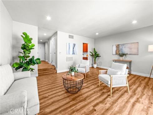 6800 Lampson , Garden Grove, CA