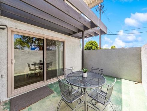 6800 Lampson , Garden Grove, CA
