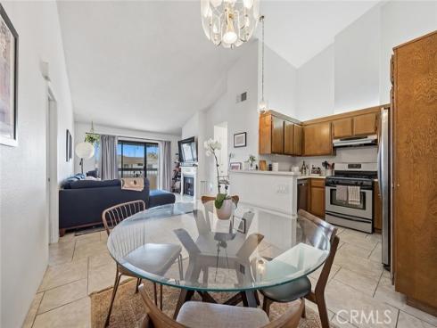 8561 Meadow Brook 205 , Garden Grove, CA