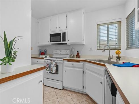 6951  Knollcrest  56  Lane, Garden Grove, CA