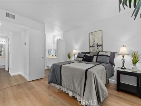 6951  Knollcrest  56  Lane, Garden Grove, CA