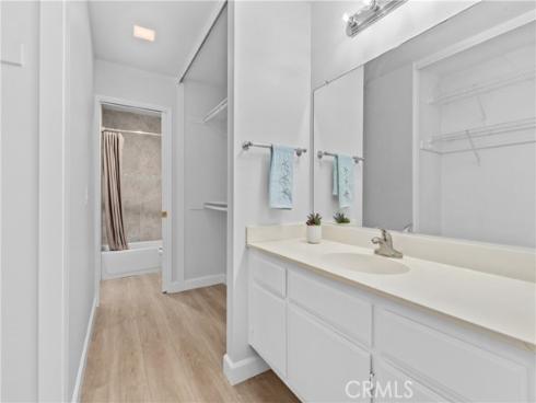 6951  Knollcrest  56  Lane, Garden Grove, CA