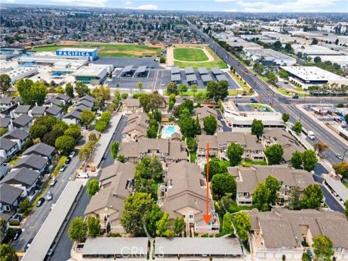 6951  Knollcrest  56  Lane, Garden Grove, CA