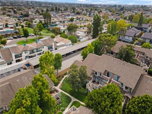 6951  Knollcrest  56  Lane, Garden Grove, CA