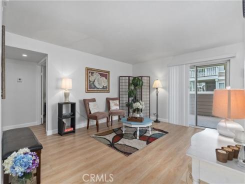 6951  Knollcrest  56  Lane, Garden Grove, CA