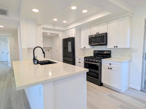 12635  Main  221 , Garden Grove, CA