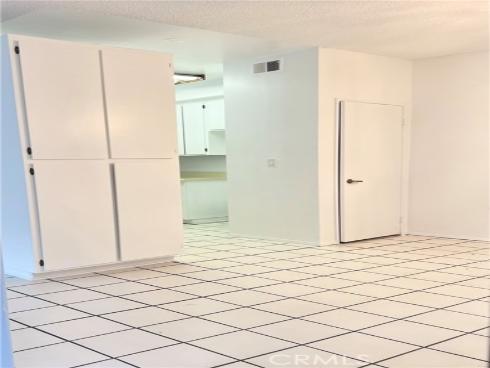 10530 Lakeside G Drive, Garden Grove, CA