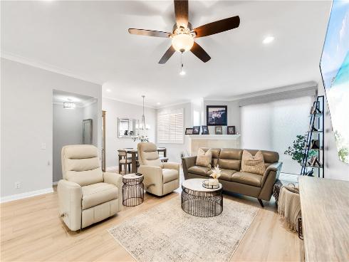 7371 Seabluff 108 Drive, Huntington Beach, CA