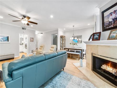 7371 Seabluff 108 Drive, Huntington Beach, CA