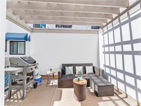 7371 Seabluff 108 Drive, Huntington Beach, CA