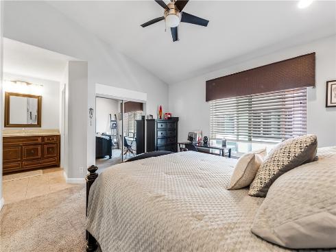 7371 Seabluff 108 Drive, Huntington Beach, CA
