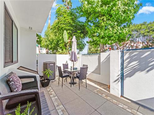 7371 Seabluff 108 Drive, Huntington Beach, CA