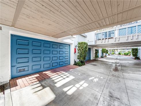 7371 Seabluff 108 Drive, Huntington Beach, CA